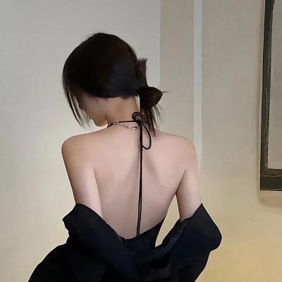 噢,亲爱的莫妮卡